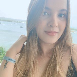 Meet your Posher, Lina